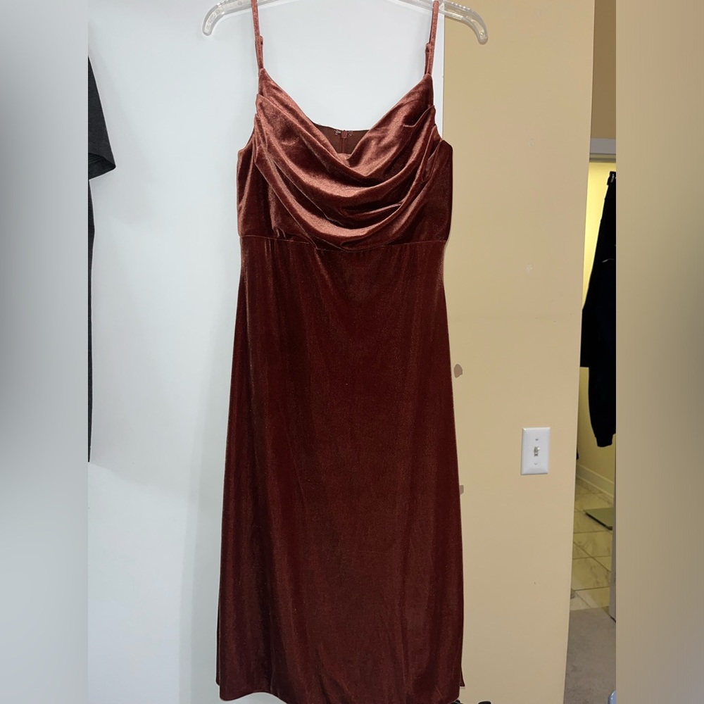Revelry velvet maroon, bridesmaid dress